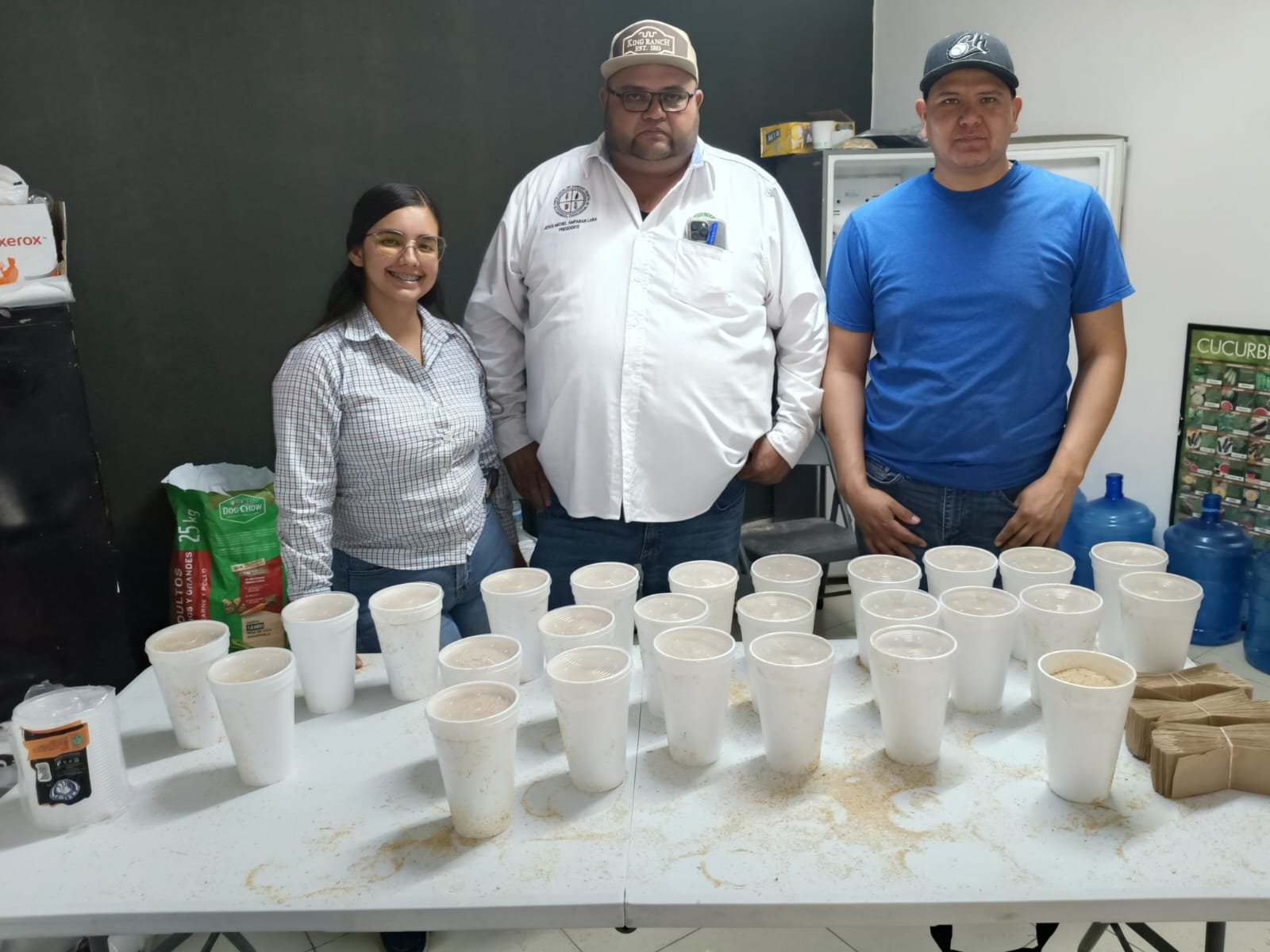 Junta de Sanidad Vegetal de Camargo entrega insectos benéficos para combatir el gusano barrenador