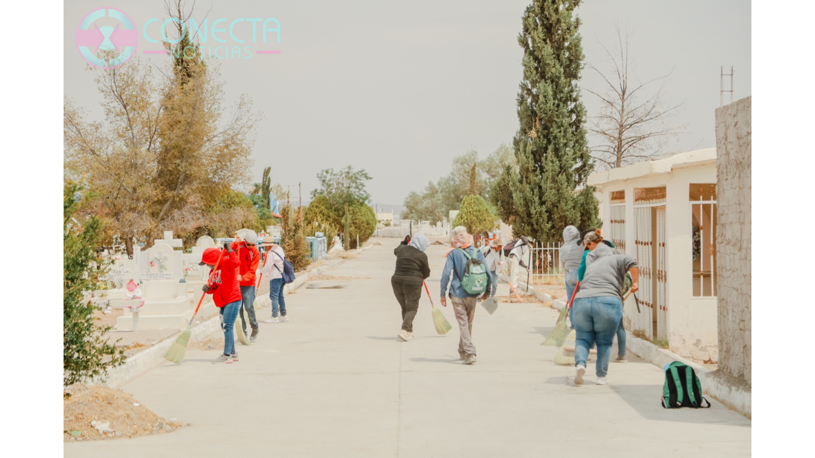 CUADRILLAS DEL PROGRAMA DE OCUPACIÓN TEMPORAL APOYAN EN LA LIMPIEZA DEL PANTEÓN MUNICIPAL DE CAMARGO