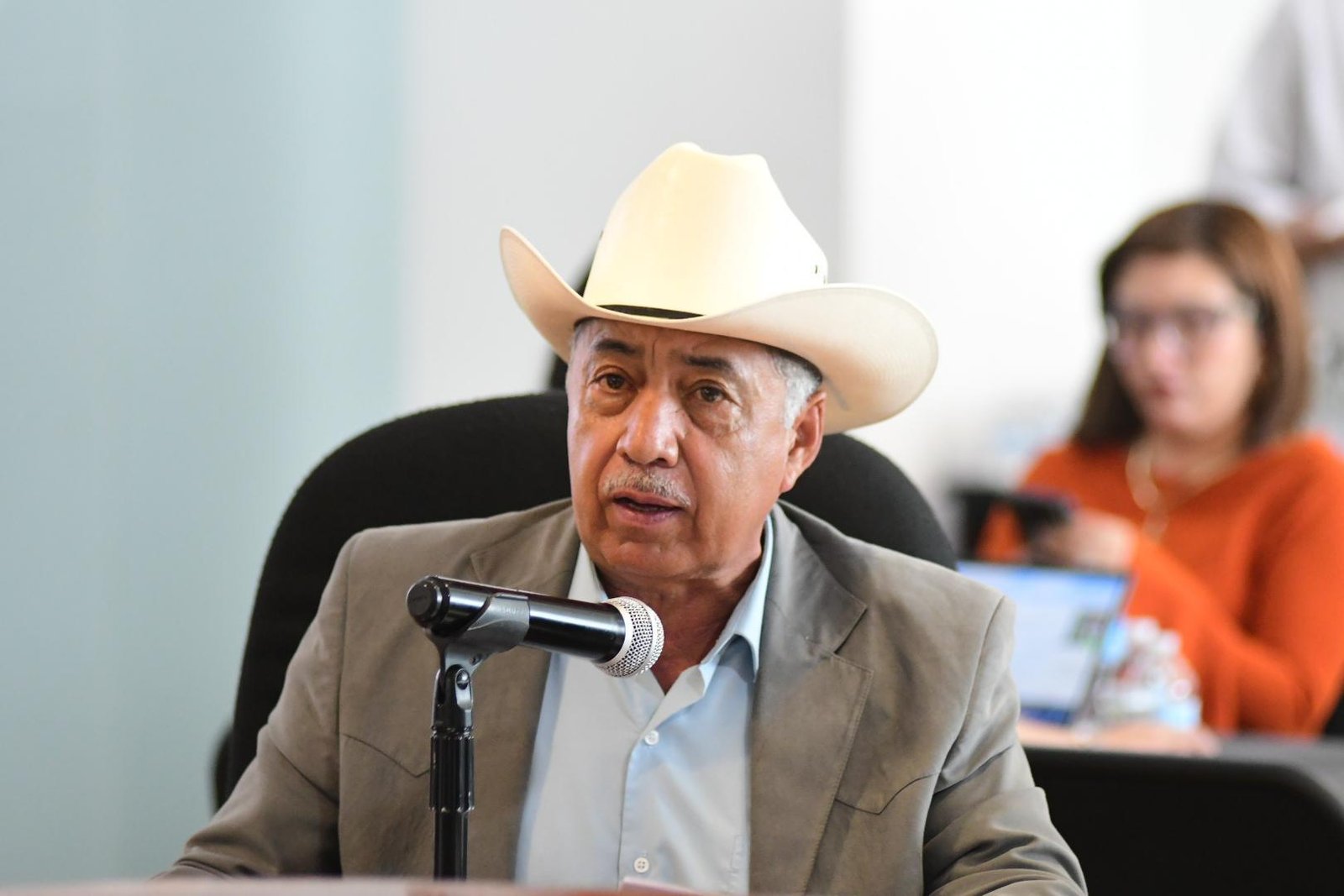 Propone Arturo Zubía reconocimiento legislativo para artistas chihuahuenses con proyección internacional