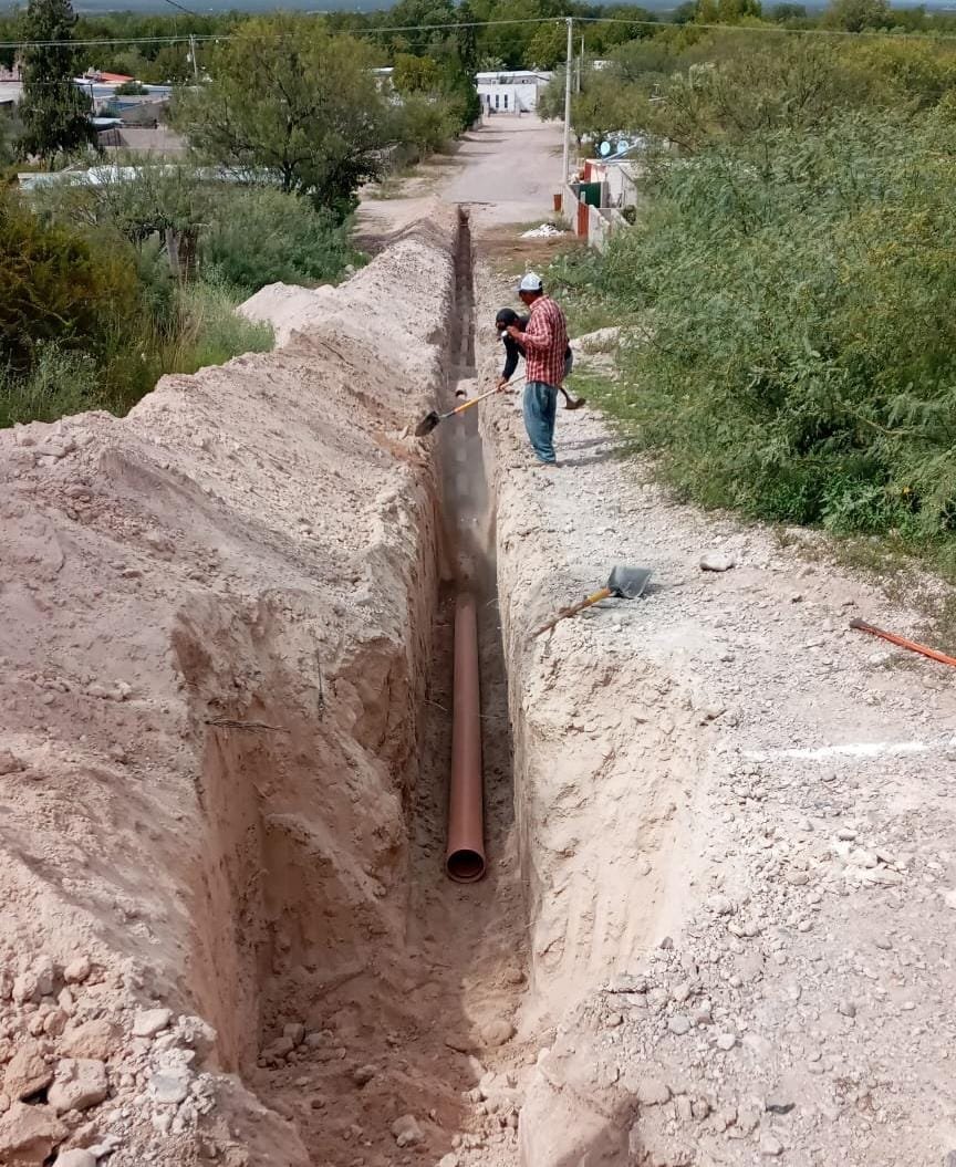Seguimos llevando agua y drenaje a las comunidades de La Cruz: Prof. Sergio Olvera