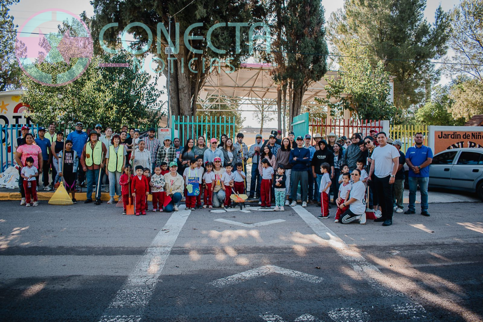 Sumando esfuerzos para tener un Camargo más limpio, Servicios Municipales se suma a jornada de limpieza del Kinder Bini Re