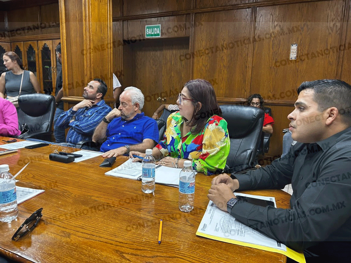 Mientras que en Delicias la empresa “Espectáculos Artísticos del Norte” pagó 400 mil pesos por organizar la Feria, en Camargo el Ayuntamiento pagó 3.4 millones: Maru Becerra, Síndica