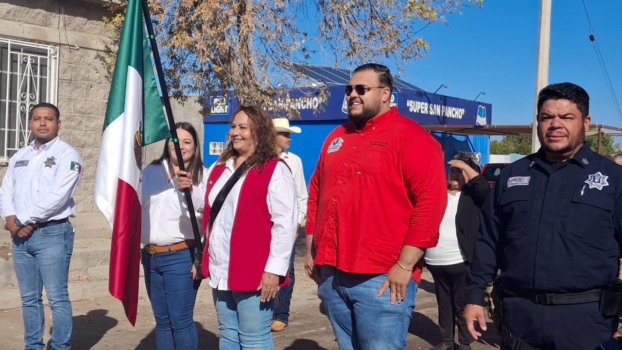 Gran participación y ambiente mexicano en el Desfile Revolucionario de San Francisco de Conchos