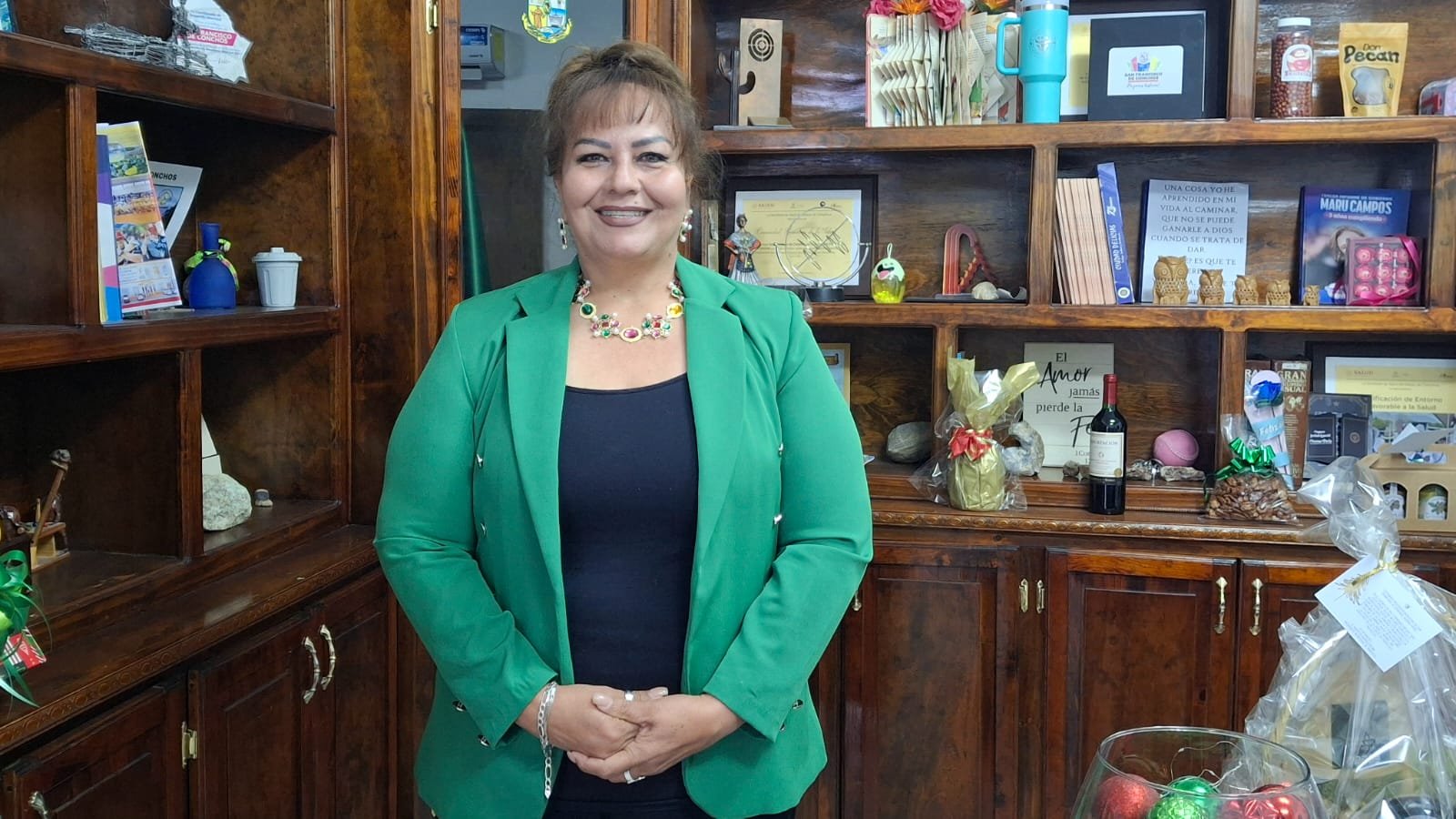 Alcaldesa Norma Pavía envía mensaje navideño de unidad y esperanza a San Francisco de Conchos