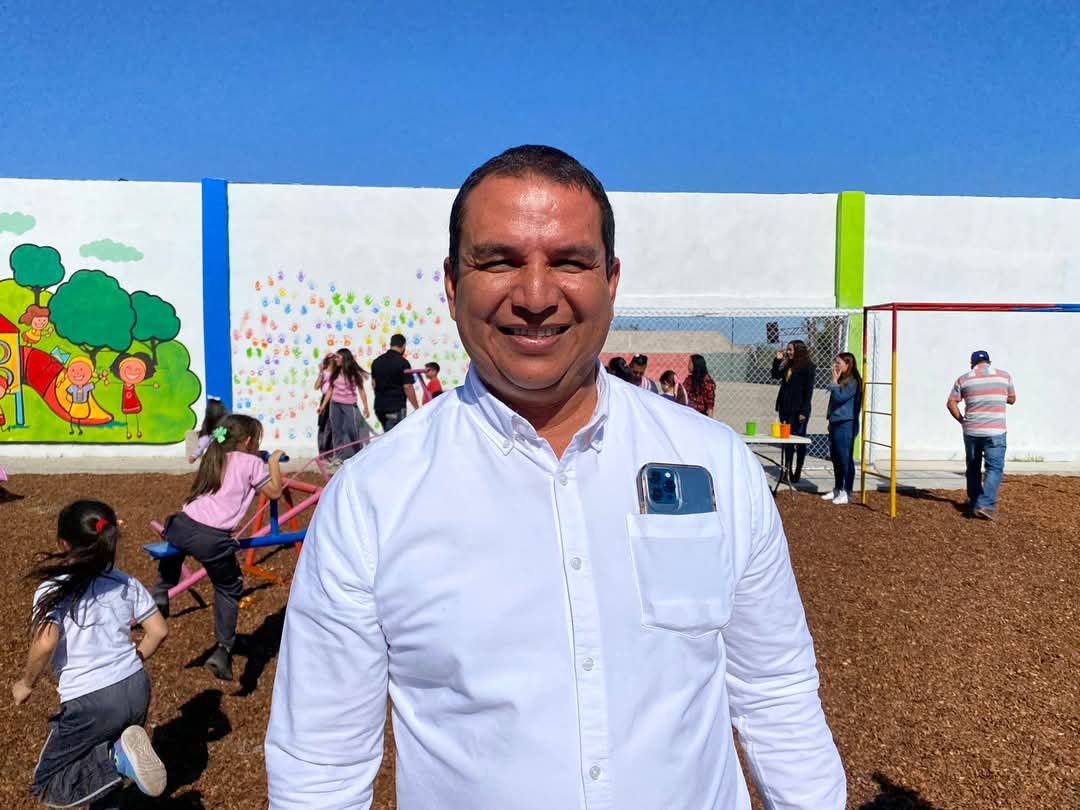 Sergio Olvera refrenda su compromiso con las familias en este cierre de año