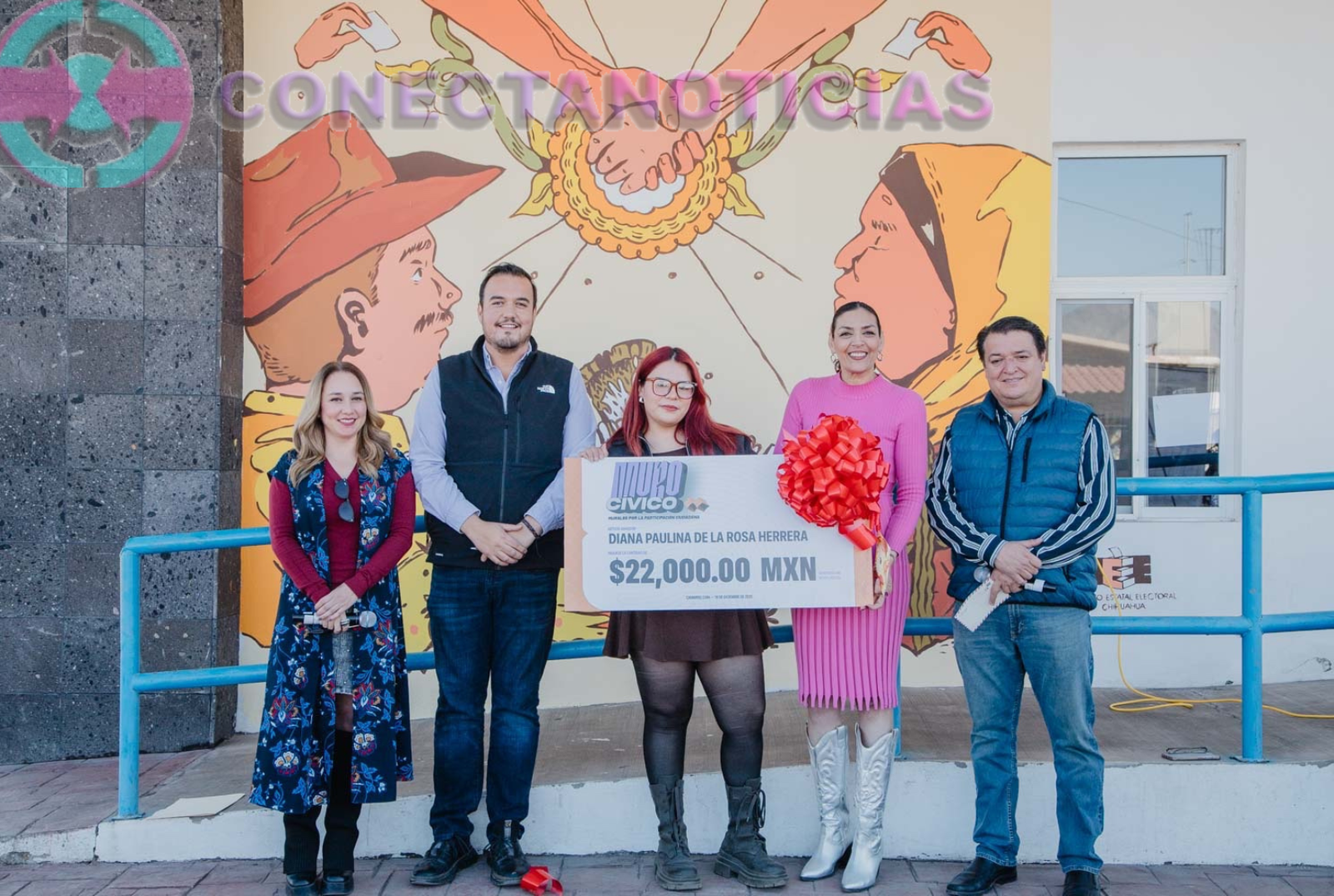 Felicita Jorge Aldana al IEE por acciones de participación ciudadana durante la revelación del mural “El vuelo” en la Biblioteca Gomez Morin