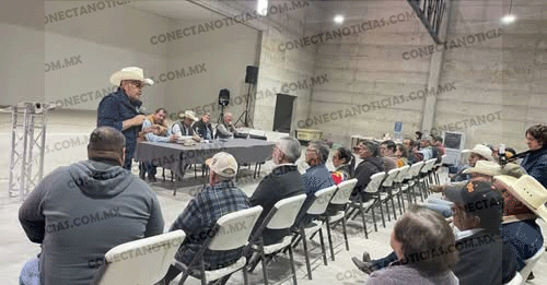 Advierte sector agrícola panorama “desolador, Negro” tras reforma de Ley de Aguas; Senador Mario Vázquez se reúne con productores en Camargo