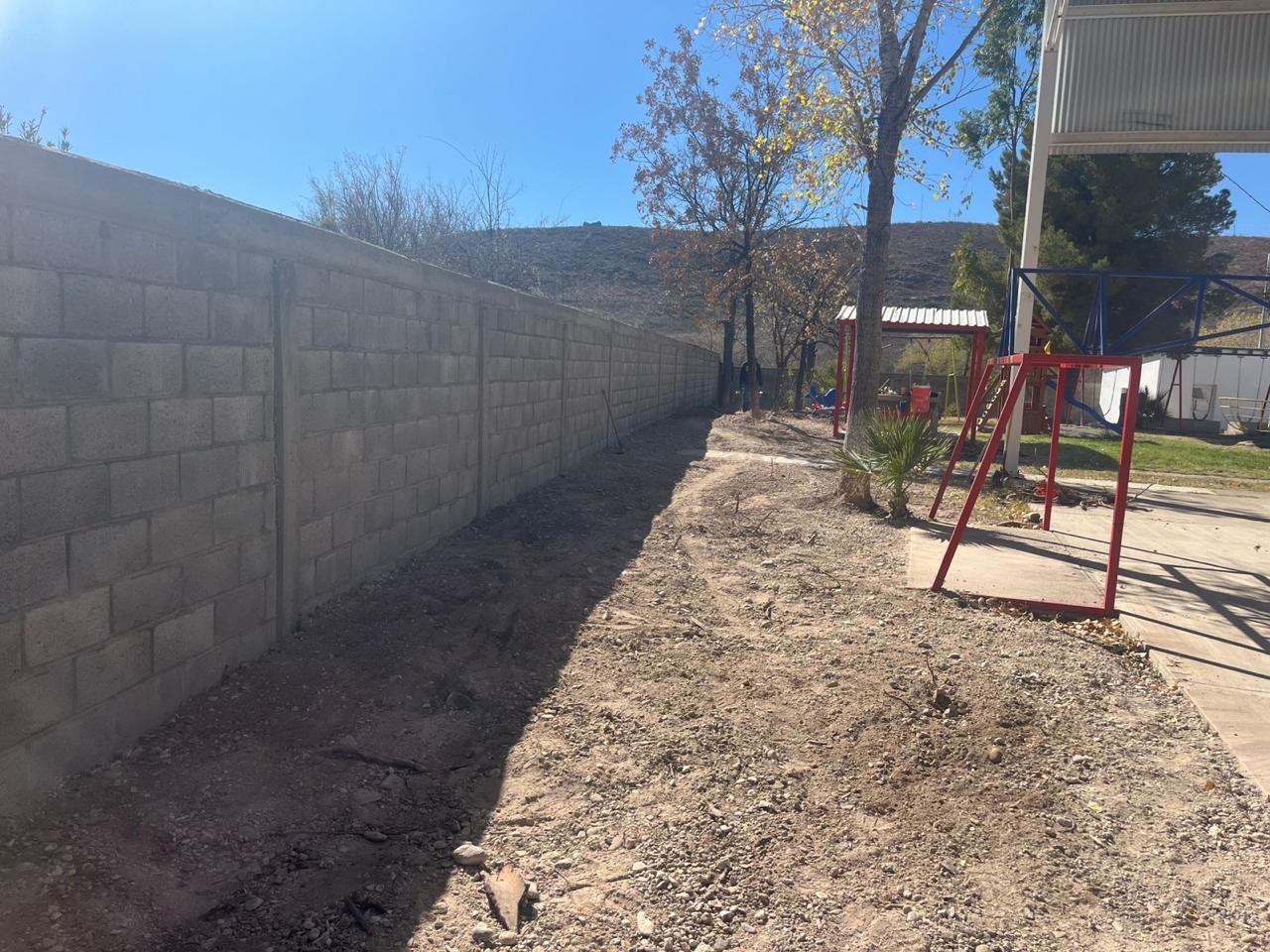 Concluye obra de construcción de barda en Jardín de Niños “Comisión Federal de Electricidad”, en La Boquilla