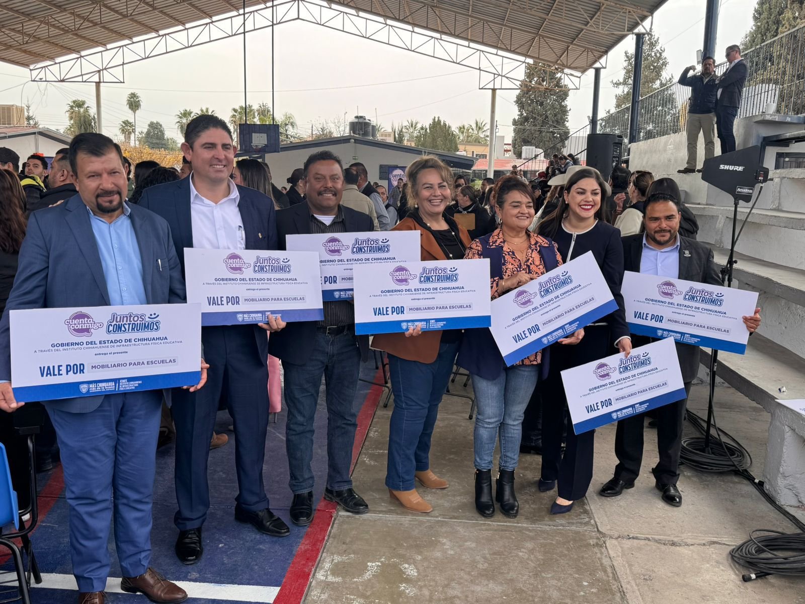 Agradece Norma Pavía a la gobernadora Maru Campos por apoyo a escuelas de San Francisco de Conchos