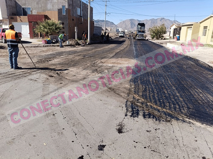 Avanza pavimentación de la calle Pino Suárez; mejorará la movilidad en Camargo