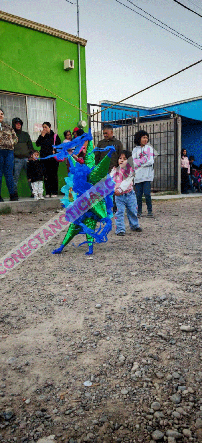 La magia de los Reyes Magos continúa en Camargo con dulces y piñatas para familias de la colonia Francisco I. Madero 1
