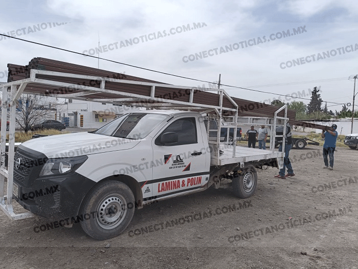 Más de 300 familias beneficiadas con programa de láminas y Polines en la región: Arturo Zubía. 