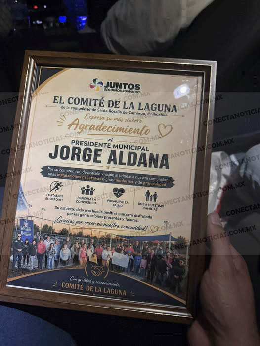 Reconocen participación ciudadana en La Laguna; agradecen apoyo para concretar proyecto comunitario: Un hermoso parque con campo de pasto sintético. 