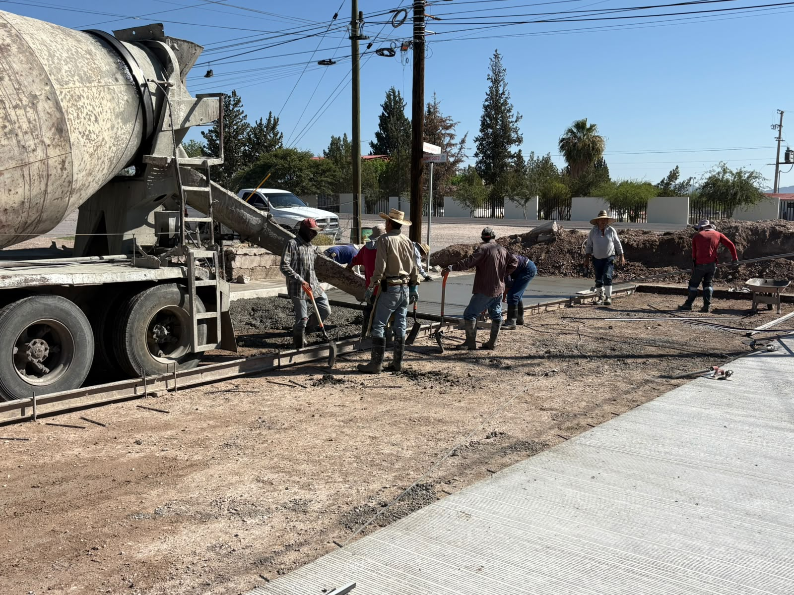 Avanza pavimentación en calle Victoriano Alcántar de Colonia Panamericana