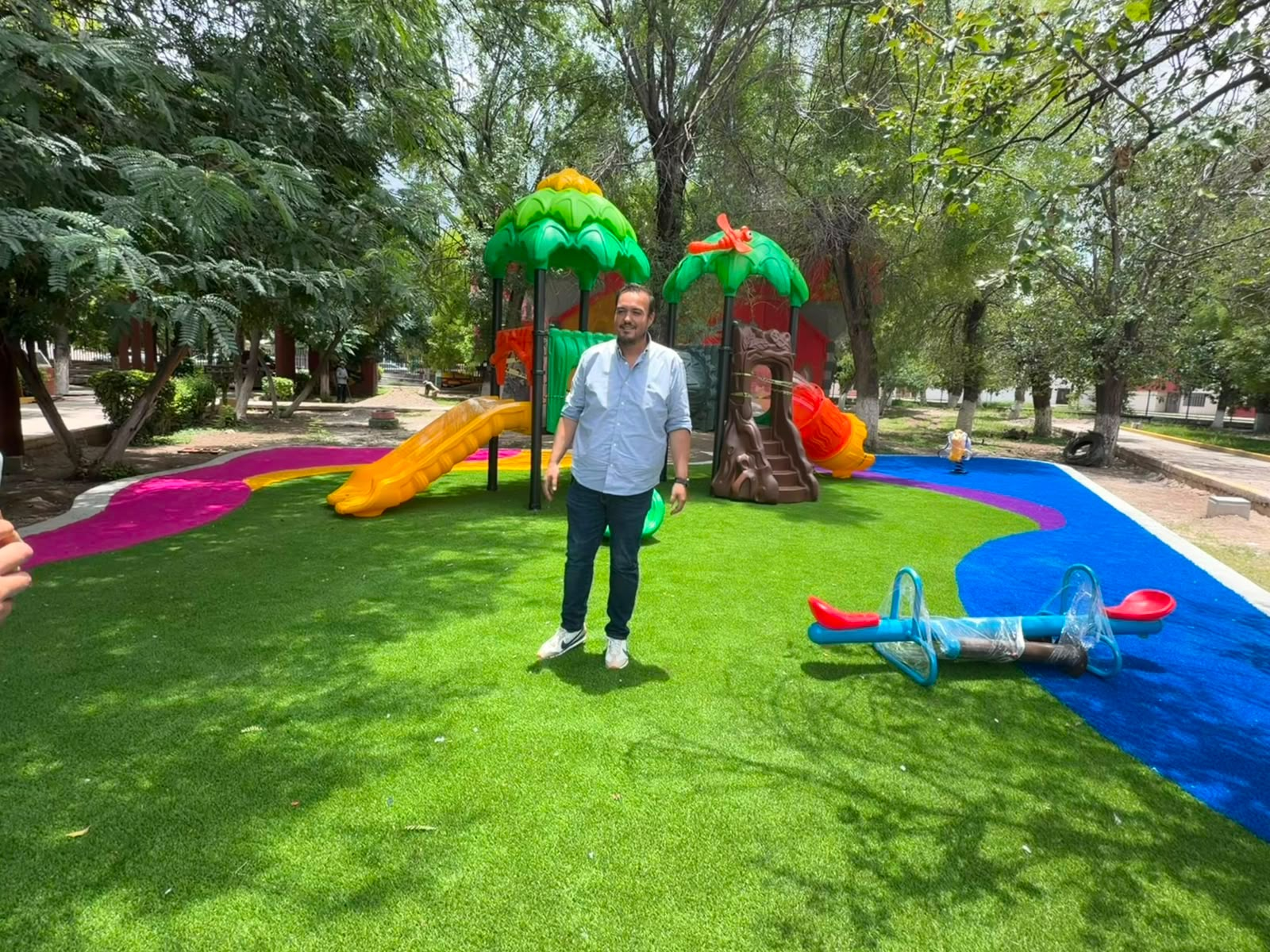 Jorge Aldana muestra avances de la remodelación del Parque Infantil; así serán las nuevas áreas de juegos