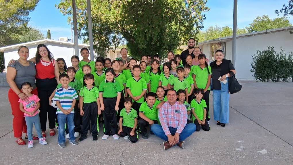 La educación, una de las apuestas fuertes en la administración del Profr. Sergio Olvera