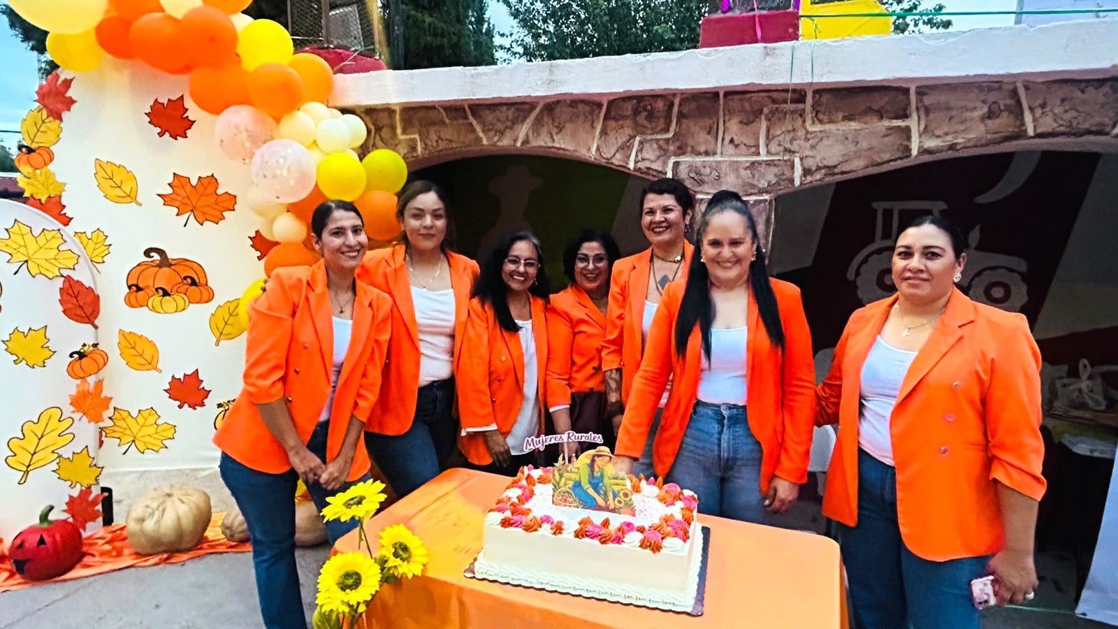 Realizan tradicional ExpoVenta de la Mujer Rural en San Francisco de Conchos